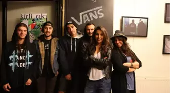 Vans Türkiye Kaykay Takımı ile 'Tour 2013' Sergisi Açıldı