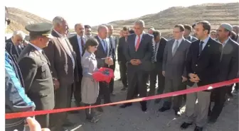 Ağrı'da 'Yol ve Okul' Açılışı