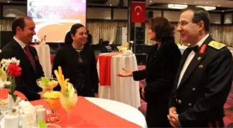 Erzurum'da Cumhuriyet Resepsiyonu