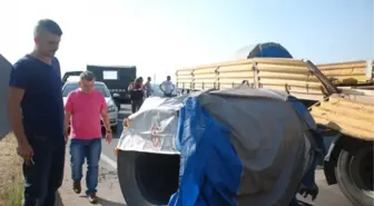 Seyir Halindeki Tırdan 25 Tonluk Sac Rulo Düştü