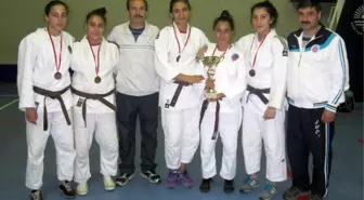 İhlas Koleji Judo Spor Kulübü İstanbul Şampiyonu