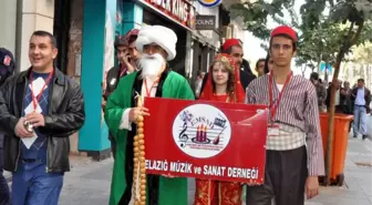 Elazığ'daki Tiyatro Festivali, Nejat Uygur Onuruna