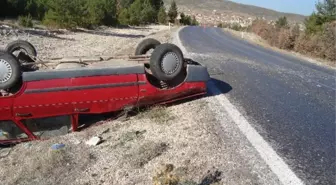 Emet'te Trafik Kazası: 6 Yaralı