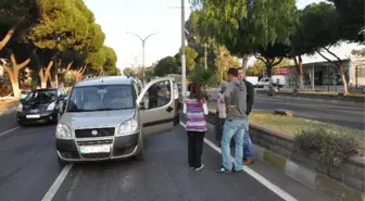 Nazilli'de Zincirleme Trafik Kazası; 2 Yaralı