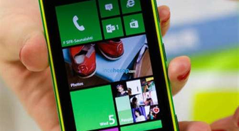 Nokia Lumia 620 Yeşil