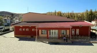 Sivas'ta İlçelere Çok Amaçlı Spor Salonları Kazandırılıyor