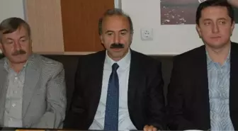 Uşak AK Parti'de Eski Vekil Dr. Alim Tunç, Aday Adaylığını Açıkladı