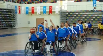 Engelli Basketbolcular Pendik'e Hazır
