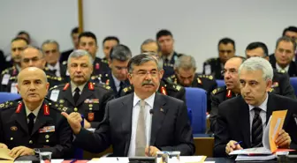 TBMM Plan ve Bütçe Komisyonu'nda Asker Tartışması