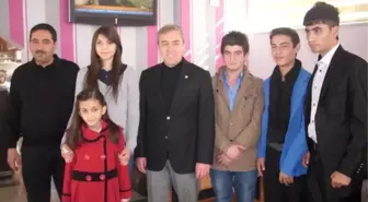 AK Parti'li Kavuncu Öğrencilerle Bir Araya Geldi