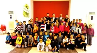 Sarıgöl Halk Oyunları Öğreniyor