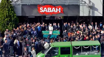Savaş Ay'ın Cenazesinde Gerginlik