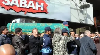 Savaş Ay'ın Cenazesinde Olay Çıktı