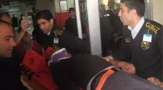 Muş'ta Yaralı Taşıyan Ambulans Kaza Yaptı: 3 Yaralı