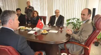 CHP'nin Adayı Yılmaz, Kurum Ziyaretleri Yapıyor