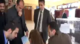 AK Parti Hakkari'de Ön Seçim Yaptı