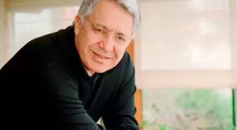 Livaneli: AK Parti 2014'de Bölünecek