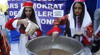 Aşure Kazanından Sevgi ve Dostluk Yayıldı