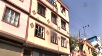 Evlerindeki yangını komşularından öğrendiler