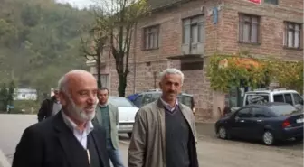 Siyasilere Pankartlı Sitem