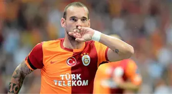 İtalya Basını: Sneijder ile Shaarawy Takas Edilecek