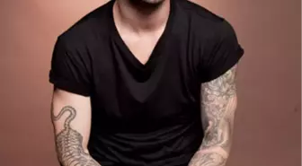 2013'ün En Seksi Erkeği: Adam Levine