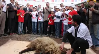 Ahlat'ta Gençlik Merkezi'nin Temeli Atıldı