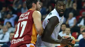 Galatasaray, Montepaschi Siena'yı 54-52 Yendi