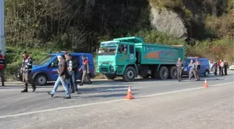 Rize'de İlginç Kamyoncu Protestosu