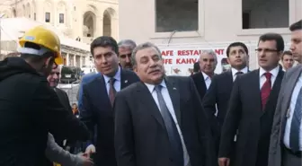 Bakan Güler, Mardin'in İlk Otelinin Yıkımı İçin İlk Kazmayı Vurdu