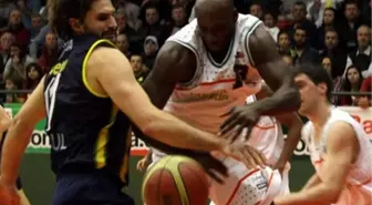 Banvit, Fenerbahçe Ülker'i 91-76 Yendi