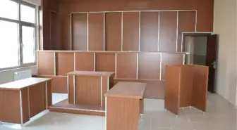 Adalet Sarayı Gün Sayıyor