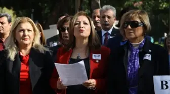 CHP'li Kadınlar, Kadına Şiddete Karşı Yürüdü