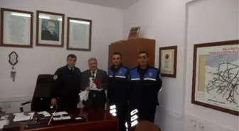 Polislerden Öğretmenler Günü Kutlaması