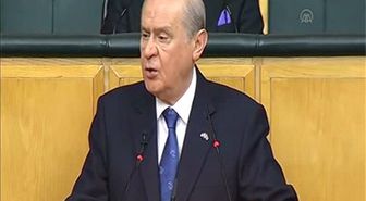 Bahçeli: 'Başbakan bir tarih cahilidir'