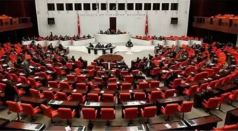 CHP Milletvekili Özpolat'ın Meclis'teki Odasında Kavga