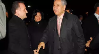 Arınç: İrticayı Bir İç Tehdit Olmaktan Çıkaran Hükümet, Nasıl Olur Böyle Bir Şey Yapsın (3)