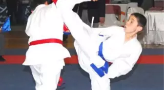 Belediye Karate Takımından Büyük Başarı