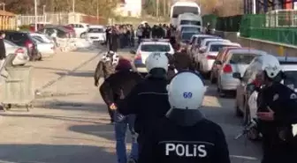 Basketbol Maçı Sırasında Salon Dışında Gerginlik Yaşandı