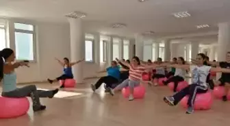 Konsem'de 'Zumba' Kursu Başladı