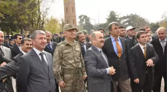Siirt Valisi Aydın, Karayollu Trafik Güvenliğine Dikkat Çekti.