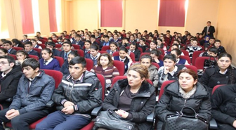 Selim Kaymakamı Öğrencilerle 'Lise Kariyer Günü' Toplantısında Bir Araya Geldi