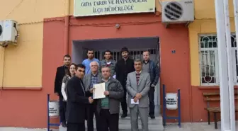 Besni'de İlk Organik Badem ve Üzüm Sertifikası Verildi