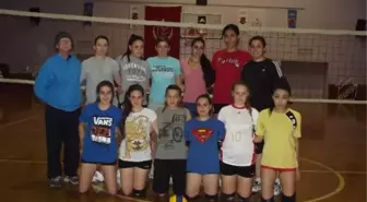 Kansere Karşı Voleybol Aşkı