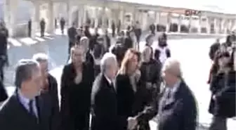 Kılıçdaroğlu, Eski Bakanlardan Mehmet Gölhan'ın Cenaze Törenine Katıldı