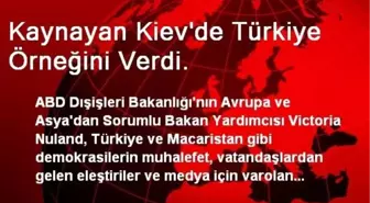 Kaynayan Kiev'de Türkiye Örneğini Verdi.