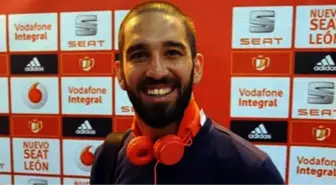 Arda Turan İdil Fırat Haberini Yalanladı