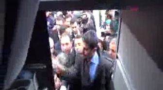 Eski Vali, Yeni Başkan Adayına 'Babosan' Tezahüratı