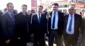 İlk İşi Edip Uğur'u Karşılamak Oldu