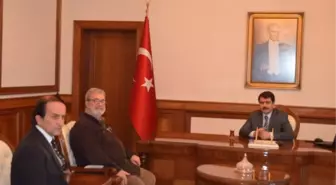 Yemek Yazarı Yaşin, Vali Şahin'i Ziyaret Etti